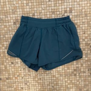 Lululemon Hotty Hot Short II